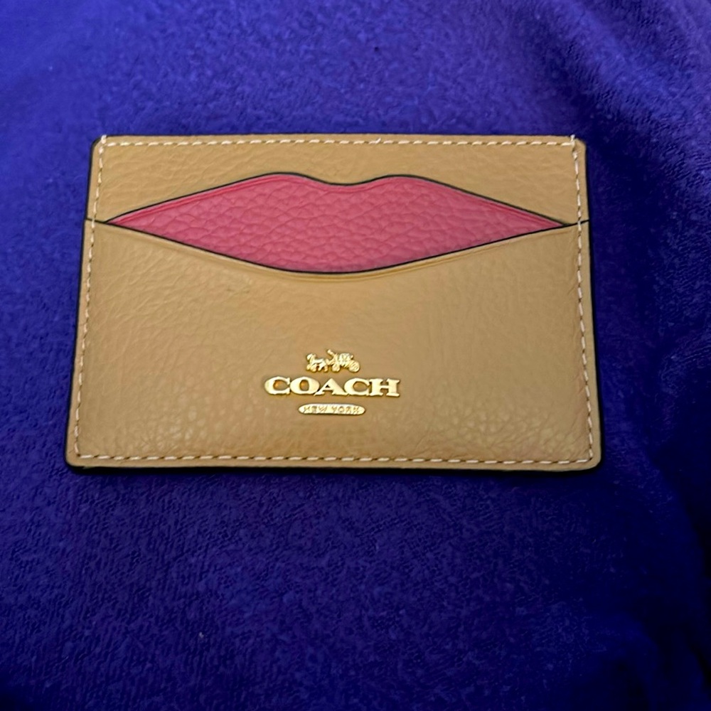 Coach card wallet-NWT-2available